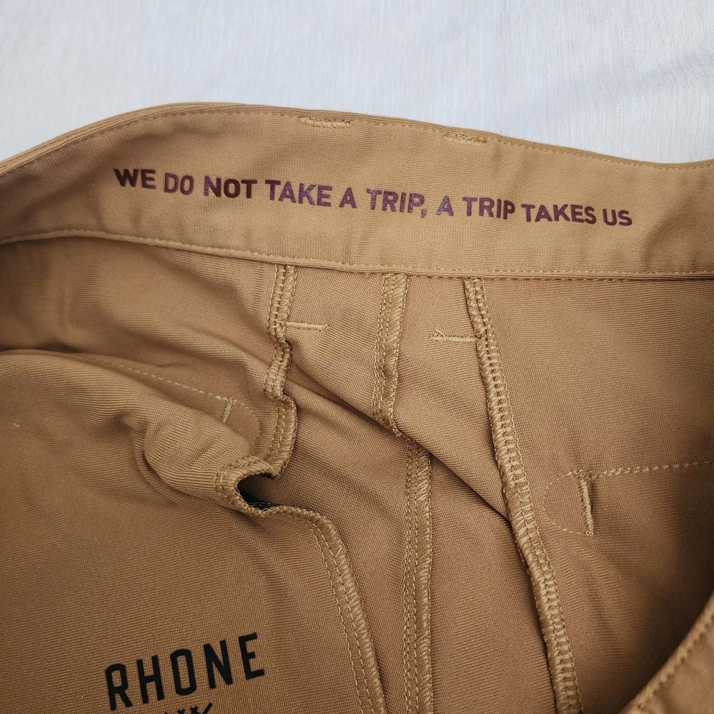 Rhone Commuter Pants Mens 33 Tan Excellent Slim Fit Stretch Technical Chinos - Picture 11 of 12